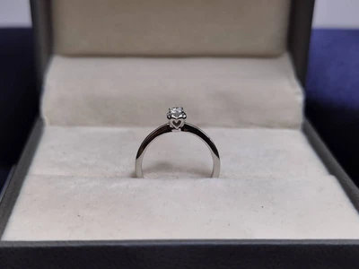 แหวนเพชร Liana Solitaire