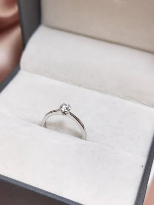 แหวนเพชร Liana Solitaire