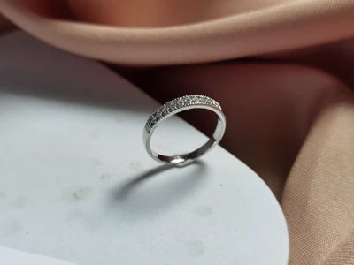 แหวนเพชร Ines Channel