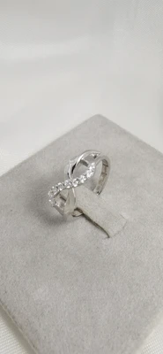 แหวนเพชร Lena Twist