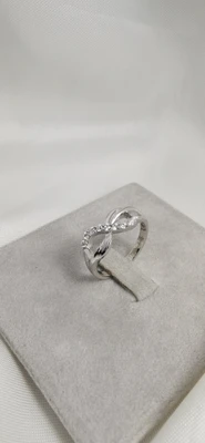 แหวนเพชร Lena Twist